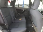 ✅ 2001 Toyota RAV4 • VIN: JTEHH20V816003113 • Лот: 82111615. Опубликован ранее на Copart с пробегом 96 304 миль. Бесплатный доступ к архиву аукционных продаж из США и подробный отчёт об истории автомобиля на DreamBid. Изображение 11.