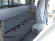 ✅ 1997 Dodge Dakota • VIN: 1B7GL23X9VS142143 • Lot: 41397050. Wystawiony na IAAI z przebiegiem 140 122 mil. Bezpłatny archiwum sprzedaży aukcyjnych z USA i szczegółowy raport historii pojazdu na DreamBid. Zdjęcie 8.