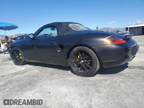 ✅ 2000 Porsche Boxster • VIN: WP0CA2984YU621793 • Lot: 86553355. Wystawiony na Copart z przebiegiem 127 778 mil. Bezpłatny archiwum sprzedaży aukcyjnych z USA i szczegółowy raport historii pojazdu na DreamBid. Zdjęcie 2.