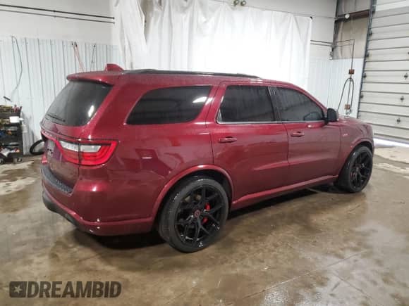 2018 Dodge Durango SRT z VIN 1C4SDJGJ6JC272067, wystawiony jako Copart lot #52588265 z przebiegiem 113 837 mil mil oraz Szkoda całkowita • Salvage title. Historia ofert i sprzedaży dostępna na DreamBid. Obrazek 3.