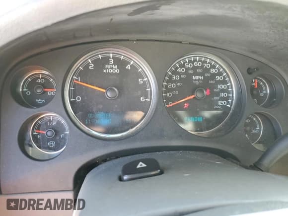 ✅ 2010 GMC Yukon XL SLT • VIN: 1GKUKKE39AR170479 • Lot: 87254725. Listed on Copart with 119,048 mi. Free auction sales archive from the USA and detailed vehicle history report at DreamBid. Image 9.