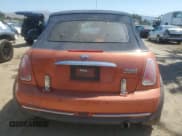 ✅ 2005 MINI Convertible • VIN: WMWRF33555TG13641 • Лот: 68516545. Опубликован ранее на Copart с пробегом 155 542 миль. Бесплатный доступ к архиву аукционных продаж из США и подробный отчёт об истории автомобиля на DreamBid. Изображение 6.