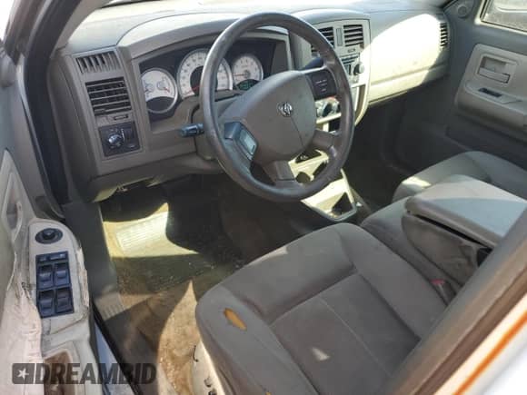 2005 Dodge Dakota SLT with VIN 1D7HE48N05S112861, listed as a Copart auction lot 76417804 with 165,870 mi miles and Salvage title. Bid and sale history available at DreamBid. Image 8.