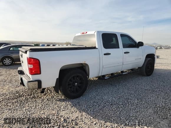 ✅ 2011 Chevrolet Silverado 1500 LT • VIN: 3GCPKSE39BG224616 • Lot: 92460105. Wystawiony na Copart z przebiegiem 223 502 mil. Bezpłatny archiwum sprzedaży aukcyjnych z USA i szczegółowy raport historii pojazdu na DreamBid. Zdjęcie 3.