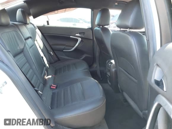 ✅ 2015 Buick Regal GS • VIN: 2G4GT5GX3F9278231 • Lot: 43545518. Wystawiony na IAAI z przebiegiem 172 033 mil. Bezpłatny archiwum sprzedaży aukcyjnych z USA i szczegółowy raport historii pojazdu na DreamBid. Zdjęcie 8.