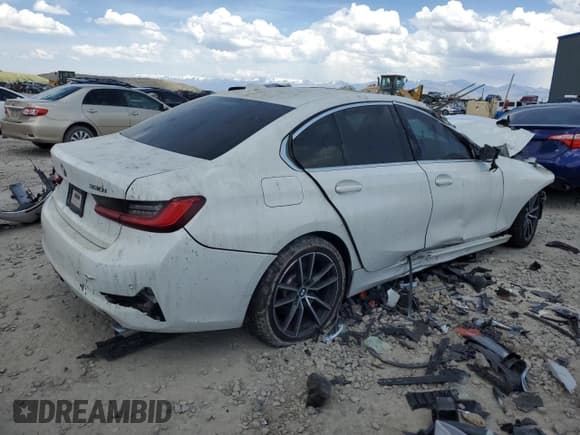 ✅ 2020 BMW 3 Series 330i xDrive • VIN: 3MW5R7J04L8B24895 • Lot: 54410345. Listed on Copart with 79,795 mi. Free auction sales archive from the USA and detailed vehicle history report at DreamBid. Image 3.