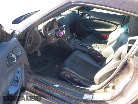 ✅ 2013 Nissan 370Z • VIN: JN1AZ4EH8DM880530 • Lot: 43633294. Listed on IAAI with 150,232 mi. Free auction sales archive from the USA and detailed vehicle history report at DreamBid. Image 8.