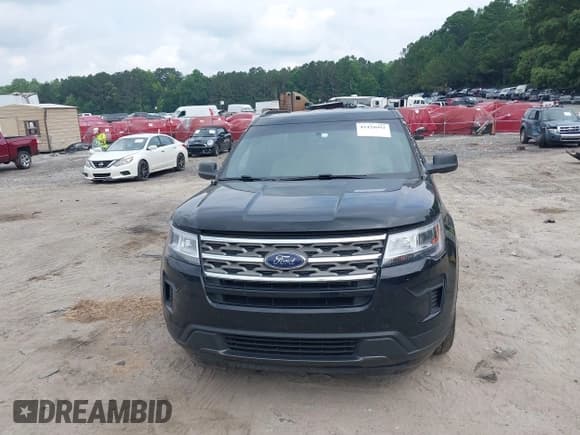 ✅ 2018 Ford Explorer • VIN: 1FM5K7B8XJGB03345 • Lot: 42420992. Wystawiony na IAAI z przebiegiem 215 000 mil. Bezpłatny archiwum sprzedaży aukcyjnych z USA i szczegółowy raport historii pojazdu na DreamBid. Zdjęcie 12.