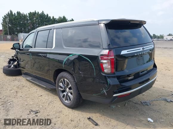 ✅ 2022 Chevrolet Suburban LT • VIN: 1GNSKCKDXNR195278 • Lot: 42429218. Listed on IAAI with 86,022 mi. Free auction sales archive from the USA and detailed vehicle history report at DreamBid. Image 3.