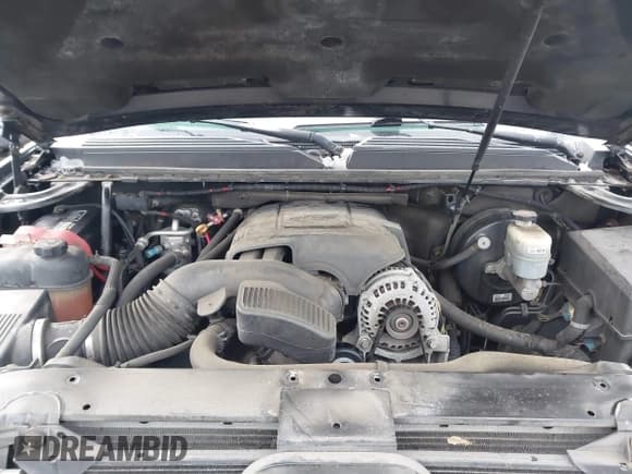 ✅ 2008 Chevrolet Suburban LTZ • VIN: 1GNFC16048J195872 • Лот: 41389825. Опубликован ранее на IAAI с пробегом 207 421 миль. Бесплатный доступ к архиву аукционных продаж из США и подробный отчёт об истории автомобиля на DreamBid. Изображение 10.