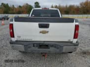 ✅ 2008 Chevrolet Silverado 2500HD Work Truck • VIN: 1GCHK29K98E154346 • Lot: 93400395. Wystawiony na Copart z przebiegiem 281 343 mil. Bezpłatny archiwum sprzedaży aukcyjnych z USA i szczegółowy raport historii pojazdu na DreamBid. Zdjęcie 6.