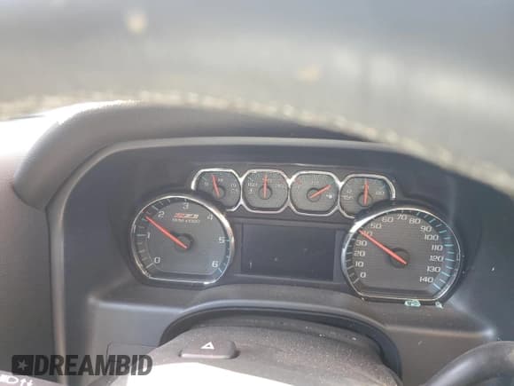 ✅ 2017 Chevrolet Silverado 2500HD LT • VIN: 1GC1KVEG6HF113218 • Lot: 70333435. Listed on Copart with Not provided. Free auction sales archive from the USA and detailed vehicle history report at DreamBid. Image 9.