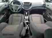 2020 Chevrolet Sonic LT с VIN 1G1JD6SB7L4137842, выставлен на аукционе Copart как лот 73323524 с пробегом 38 356 миль миль и Списание • Salvage title. История ставок и продаж доступна на DreamBid. Изображение 8.