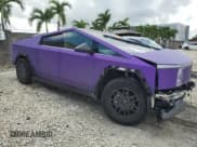 ✅ 2025 Tesla Cybertruck • VIN: 7G2CEHED4SA069815 • Lot: 85334945. Wystawiony na Copart z przebiegiem 9 097 mil. Bezpłatny archiwum sprzedaży aukcyjnych z USA i szczegółowy raport historii pojazdu na DreamBid. Zdjęcie 4.