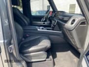 ✅ 2020 Mercedes-Benz G 550 • VIN: W1NYC6BJ1LX353XXX • Lot: 59189105. Wystawiony na Copart z przebiegiem 30 603 mil. Bezpłatny archiwum sprzedaży aukcyjnych z USA i szczegółowy raport historii pojazdu na DreamBid. Zdjęcie 5.