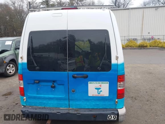 ✅ 2011 Ford Transit Connect XL • VIN: NM0LS7CN4BT049790 • Lot: 41722698. Listed on IAAI with 194,985 mi. Free auction sales archive from the USA and detailed vehicle history report at DreamBid. Image 16.