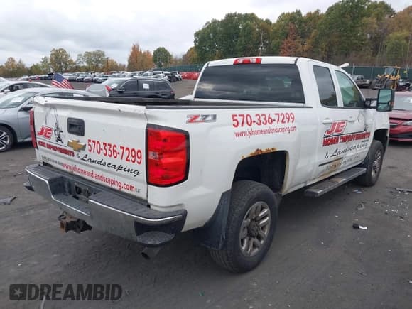 ✅ 2015 Chevrolet Silverado 2500HD LT • VIN: 1GC2KVEG5FZ500679 • Lot: 43524430. Listed on IAAI with 102,475 mi. Free auction sales archive from the USA and detailed vehicle history report at DreamBid. Image 4.