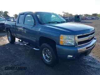 ✅ 2011 Chevrolet Silverado 1500 LT • VIN: 1GCRKSE30BZ143996 • Lot: 43184394. Listed on IAAI with 122,814 mi. Free auction sales archive from the USA and detailed vehicle history report at DreamBid. Image 1.