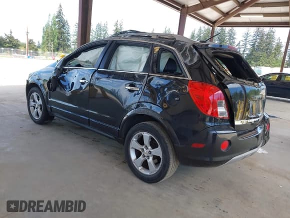 ✅ 2014 Chevrolet Captiva Sport LTZ • VIN: 3GNAL4EK1ES546181 • Lot: 42179588. Wystawiony na IAAI z przebiegiem Nie podano. Bezpłatny archiwum sprzedaży aukcyjnych z USA i szczegółowy raport historii pojazdu na DreamBid. Zdjęcie 3.