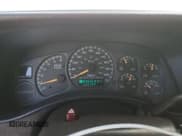 ✅ 2000 Chevrolet Silverado 1500 • VIN: 1GCEC14W0YE322024 • Lot: 84575835. Listed on Copart with 235,380 mi. Free auction sales archive from the USA and detailed vehicle history report at DreamBid. Image 9.