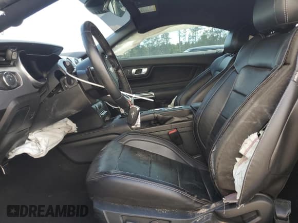 ✅ 2022 Ford Mustang GT • VIN: 1FA6P8CF1N5142149 • Lot: 54488195. Listed on Copart with 30,052 mi. Free auction sales archive from the USA and detailed vehicle history report at DreamBid. Image 7.