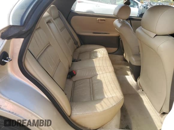 ✅ 1992 Lexus ES 300 • VIN: JT8VK13TXN0074673 • Lot: 55490104. Listed on Copart with 60,222 mi. Free auction sales archive from the USA and detailed vehicle history report at DreamBid. Image 10.