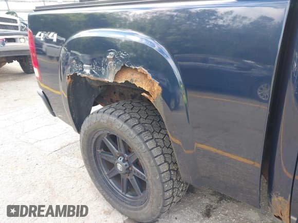 ✅ 2009 GMC Sierra 1500 • VIN: 2GTEK33Y391100131 • Лот: 42292487. Опубликован ранее на IAAI с пробегом 197 968 миль. Бесплатный доступ к архиву аукционных продаж из США и подробный отчёт об истории автомобиля на DreamBid. Изображение 6.