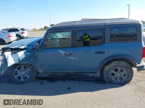 ✅ 2022 Ford Bronco • VIN: 1FMDE5BH2NLB72020 • Lot: 43514294. Listed on IAAI with 72,846 mi. Free auction sales archive from the USA and detailed vehicle history report at DreamBid. Image 15.