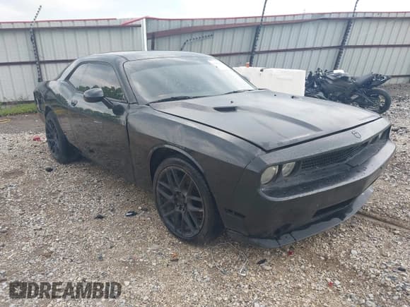 ✅ 2011 Dodge Challenger • VIN: 2B3CJ4DG4BH518038 • Лот: 43054844. Опубликован ранее на IAAI с пробегом 203 517 миль. Бесплатный доступ к архиву аукционных продаж из США и подробный отчёт об истории автомобиля на DreamBid. Изображение 1.