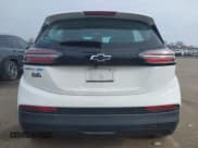 ✅ 2022 Chevrolet Bolt EV 2LT • VIN: 1G1FX6S01N4102325 • Lot: 41442480. Wystawiony na IAAI z przebiegiem 38 092 mil. Bezpłatny archiwum sprzedaży aukcyjnych z USA i szczegółowy raport historii pojazdu na DreamBid. Zdjęcie 16.