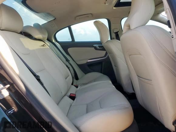 ✅ 2017 Volvo S60 Dynamic • VIN: YV126MFL2H2424113 • Лот: 84230045. Опубликован ранее на Copart с пробегом 51 485 миль. Бесплатный доступ к архиву аукционных продаж из США и подробный отчёт об истории автомобиля на DreamBid. Изображение 10.