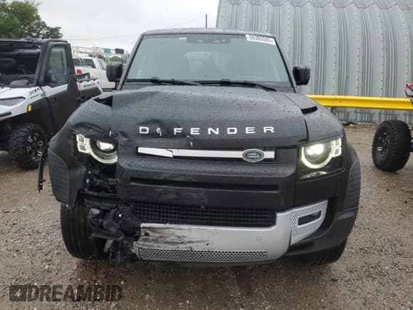 ✅ 2024 Land Rover Defender S • VIN: SALEJ7EX5R2311676 • Lot: 59365555. Wystawiony na Copart z przebiegiem 15 934 mil. Bezpłatny archiwum sprzedaży aukcyjnych z USA i szczegółowy raport historii pojazdu na DreamBid. Zdjęcie 5.