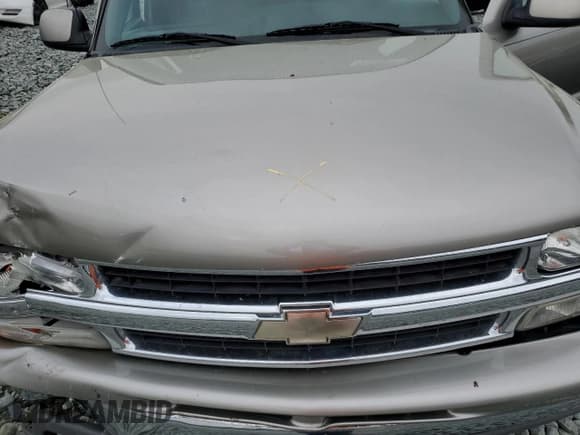 ✅ 2001 Chevrolet Suburban LT • VIN: 3GNFK16T71G165804 • Лот: 51233275. Опубликован ранее на Copart с пробегом Не указан. Бесплатный доступ к архиву аукционных продаж из США и подробный отчёт об истории автомобиля на DreamBid. Изображение 14.