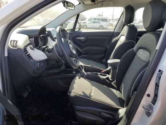 ✅ 2018 FIAT 500X Blue Sky Edition • VIN: ZFBCFYAB0JP713616 • Lot: 44909964. Listed on Copart with 50,531 mi. Free auction sales archive from the USA and detailed vehicle history report at DreamBid. Image 7.