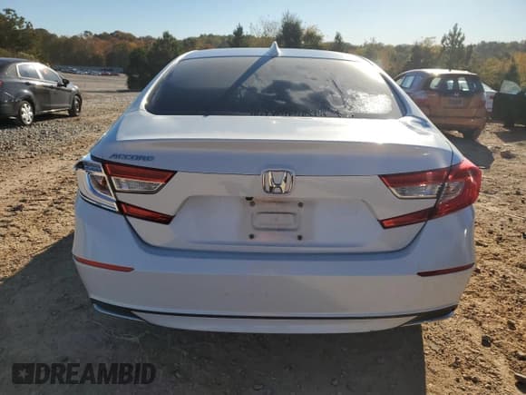 ✅ 2019 Honda Accord EX • VIN: 1HGCV1F4XKA007292 • Lot: 82691095. Listed on Copart with 92,686 mi. Free auction sales archive from the USA and detailed vehicle history report at DreamBid. Image 6.