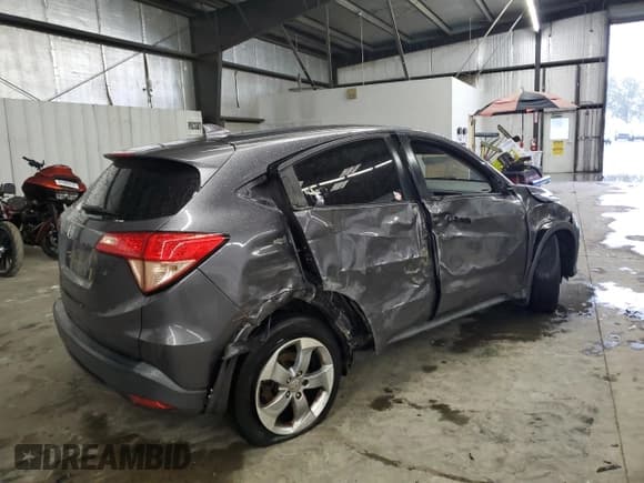 ✅ 2017 Honda HR-V EX • VIN: 3CZRU5H50HM718675 • Лот: 92873965. Опубликован ранее на Copart с пробегом 112 678 миль. Бесплатный доступ к архиву аукционных продаж из США и подробный отчёт об истории автомобиля на DreamBid. Изображение 3.
