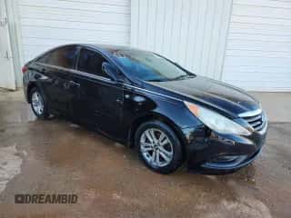 2014 Hyundai Sonata GLS z VIN 5NPEB4AC7EH883752, wystawiony jako Copart lot #87300785 z przebiegiem 184 704 mil mil oraz Czysty tytuł • Clean title. Historia ofert i sprzedaży dostępna na DreamBid. Obrazek 4.