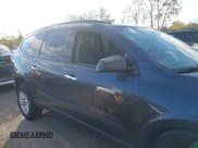 ✅ 2011 Chevrolet Traverse LS • VIN: 1GNKREED5BJ349375 • Lot: 43339348. Wystawiony na IAAI z przebiegiem 170 689 mil. Bezpłatny archiwum sprzedaży aukcyjnych z USA i szczegółowy raport historii pojazdu na DreamBid. Zdjęcie 13.