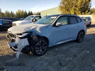 ✅ 2025 BMW X3 30 xDrive • VIN: 5UX53GP09S9072257 • Lot: 86528085. Wystawiony na Copart z przebiegiem Nie podano. Bezpłatny archiwum sprzedaży aukcyjnych z USA i szczegółowy raport historii pojazdu na DreamBid. Zdjęcie 1.