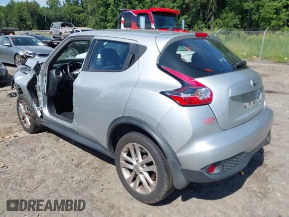 ✅ 2016 Nissan Juke S • VIN: JN8AF5MR0GT605836 • Lot: 42744649. Listed on IAAI with 126,030 mi. Free auction sales archive from the USA and detailed vehicle history report at DreamBid. Image 3.