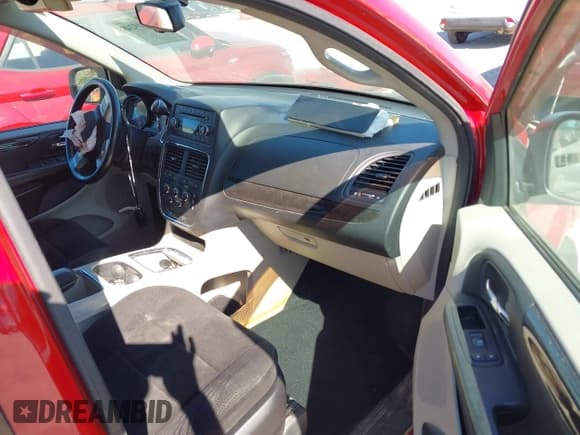 ✅ 2014 Dodge Grand Caravan SXT • VIN: 2C4RDGCGXER149980 • Lot: 43419248. Listed on IAAI with 87,562 mi. Free auction sales archive from the USA and detailed vehicle history report at DreamBid. Image 5.