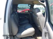 ✅ 2003 Chevrolet Suburban LT • VIN: 3GNFK16Z33G308805 • Лот: 42612393. Опубликован ранее на IAAI с пробегом 205 213 миль. Бесплатный доступ к архиву аукционных продаж из США и подробный отчёт об истории автомобиля на DreamBid. Изображение 8.