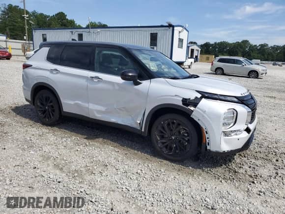 2023 Mitsubishi Outlander SEL с VIN JA4J3VA8XPZ043032, выставлен на аукционе Copart как лот 63554945 с пробегом 43 831 миль миль и Списание • Salvage title. История ставок и продаж доступна на DreamBid. Изображение 4.