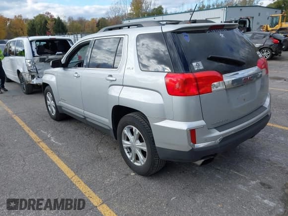 ✅ 2017 GMC Terrain SLE • VIN: 2GKFLTEK4H6331846 • Lot: 43594972. Wystawiony na IAAI z przebiegiem 160 762 mil. Bezpłatny archiwum sprzedaży aukcyjnych z USA i szczegółowy raport historii pojazdu na DreamBid. Zdjęcie 3.