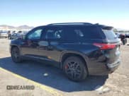 ✅ 2022 Chevrolet Traverse Premier • VIN: 1GNEVKKW1NJ187715 • Lot: 71280995. Wystawiony na Copart z przebiegiem 69 933 mil. Bezpłatny archiwum sprzedaży aukcyjnych z USA i szczegółowy raport historii pojazdu na DreamBid. Zdjęcie 2.