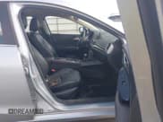 ✅ 2017 Mazda 3 Touring • VIN: 3MZBN1L79HM126369 • Lot: 43282025. Wystawiony na IAAI z przebiegiem 111 556 mil. Bezpłatny archiwum sprzedaży aukcyjnych z USA i szczegółowy raport historii pojazdu na DreamBid. Zdjęcie 5.