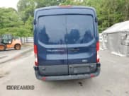 ✅ 2017 Ford Transit • VIN: 1FTYR2CM6HKA29960 • Lot: 56224535. Wystawiony na Copart z przebiegiem 266 620 mil. Bezpłatny archiwum sprzedaży aukcyjnych z USA i szczegółowy raport historii pojazdu na DreamBid. Zdjęcie 6.