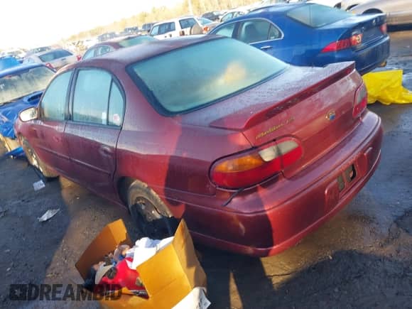 2003 Chevrolet Malibu LS z VIN 1G1NE52J13M554602, wystawiony jako IAAI lot #41415451 z przebiegiem 197 636 mil mil oraz . Historia ofert i sprzedaży dostępna na DreamBid. Obrazek 3.