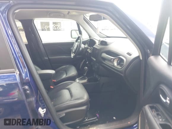 ✅ 2021 Jeep Renegade Limited • VIN: ZACNJDD15MPM09850 • Lot: 42538839. Wystawiony na IAAI z przebiegiem 46 349 mil. Bezpłatny archiwum sprzedaży aukcyjnych z USA i szczegółowy raport historii pojazdu na DreamBid. Zdjęcie 5.