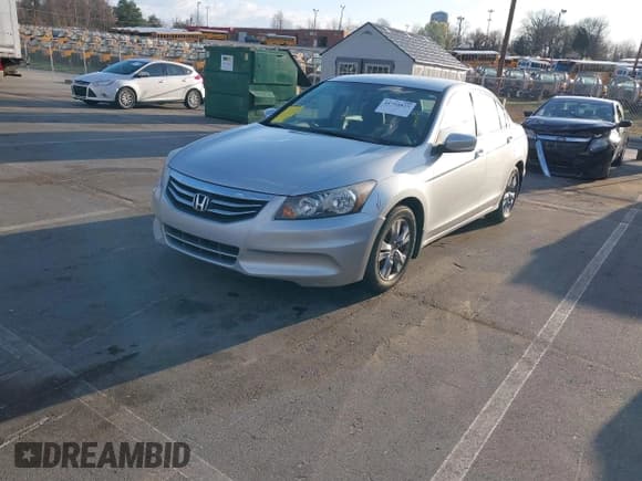 ✅ 2012 Honda Accord LX Premium • VIN: 1HGCP2F47CA103625 • Lot: 41794823. Wystawiony na IAAI z przebiegiem 153 726 mil. Bezpłatny archiwum sprzedaży aukcyjnych z USA i szczegółowy raport historii pojazdu na DreamBid. Zdjęcie 2.